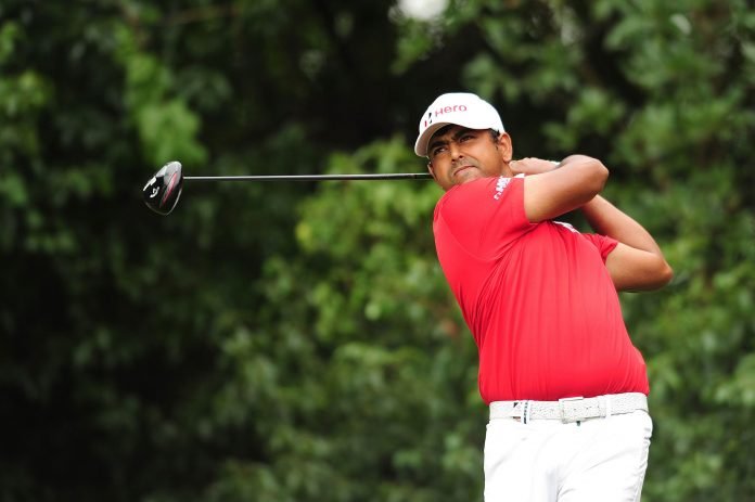 Despite falling off the pace at The Northern Trust on Saturday, Anirban Lahiri isn't ready to give up yet.