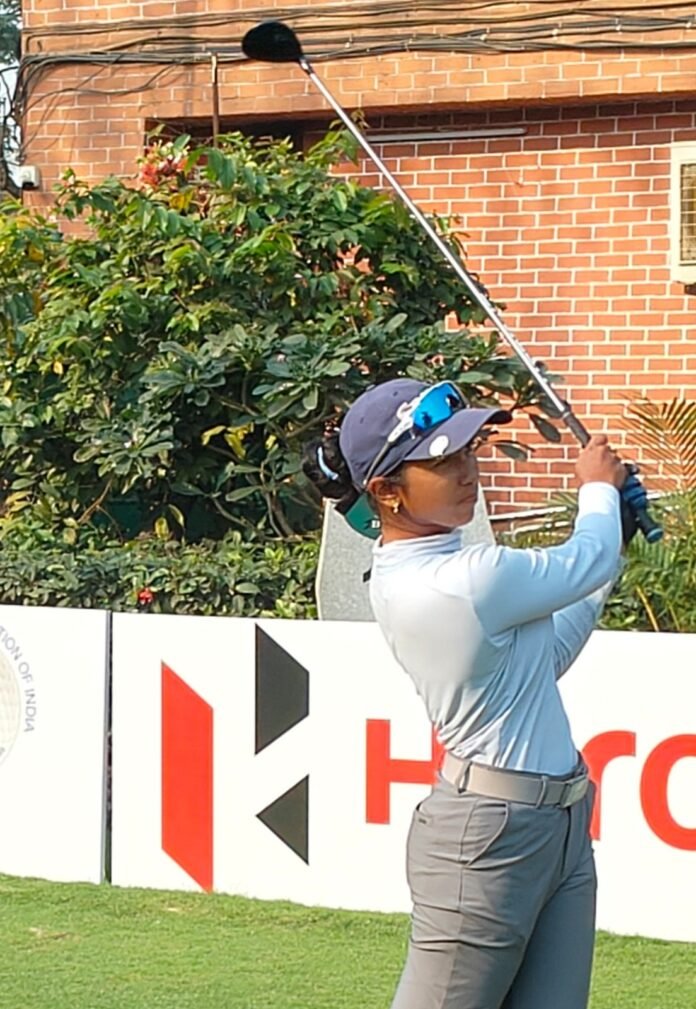 Jasmine Shekar - TheGolfingHub