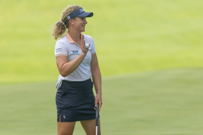 Sara Kosukova - TheGolfingHub