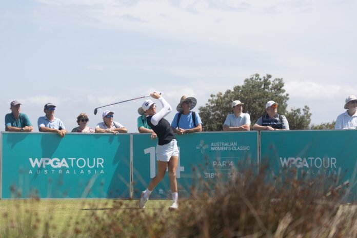 Kelsey Bennett - TheGolfingHub