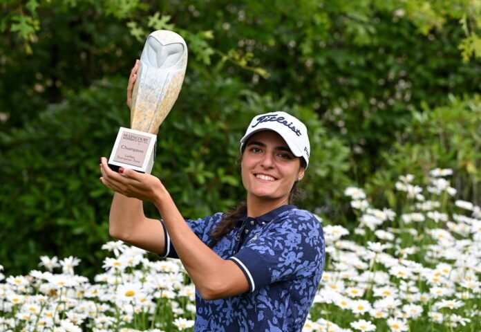 Carolina Chacarra - TheGolfingHub