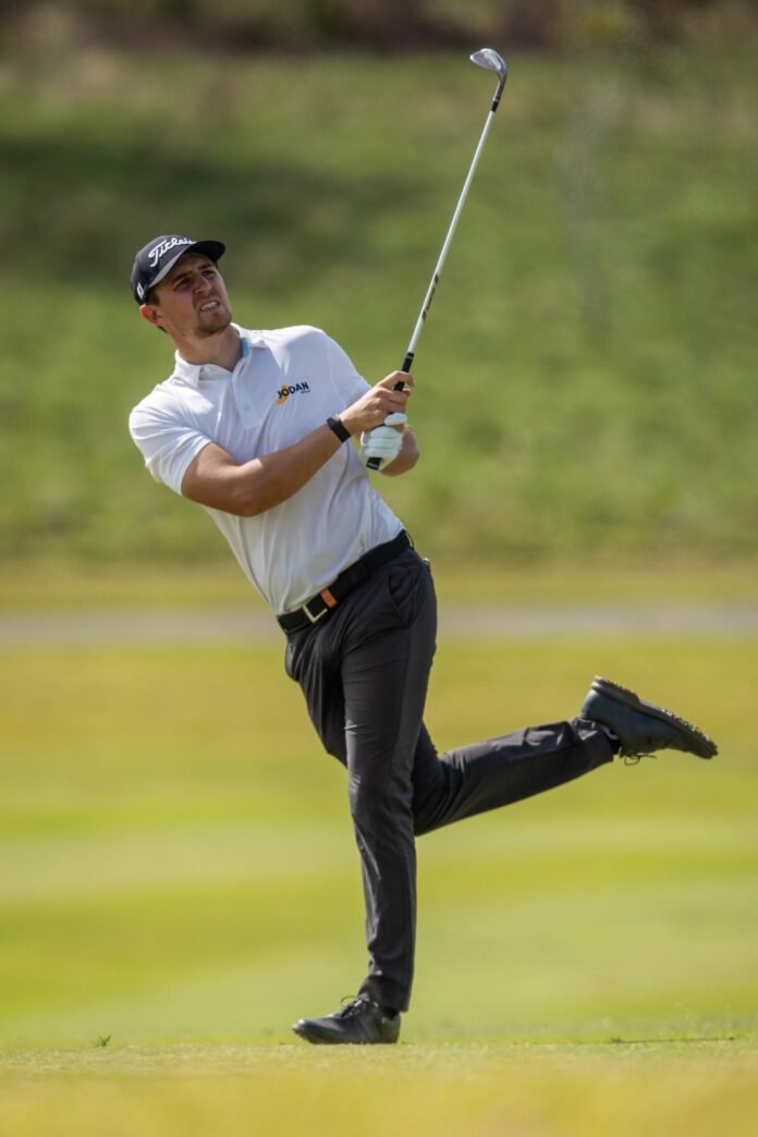 Stals Swart - TheGolfingHub